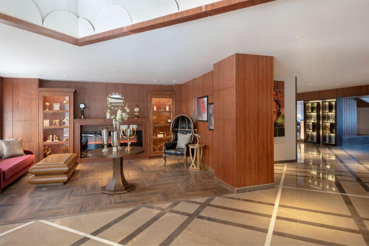 Radisson Kufri Hotel Simlá Kültér fotó