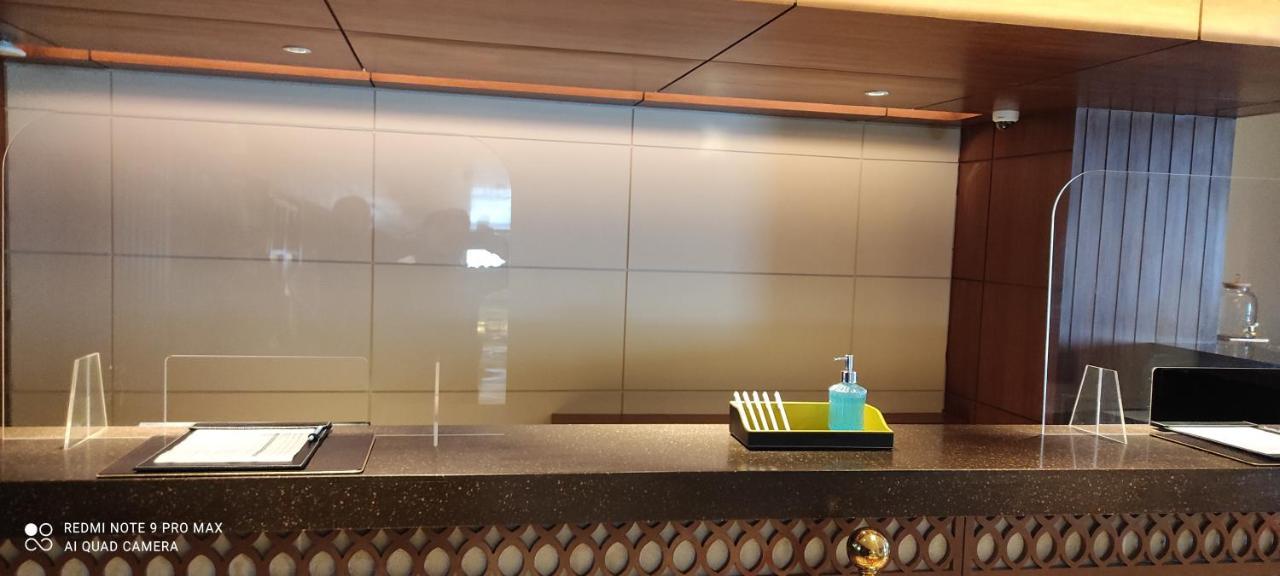 Radisson Kufri Hotel Simlá Kültér fotó
