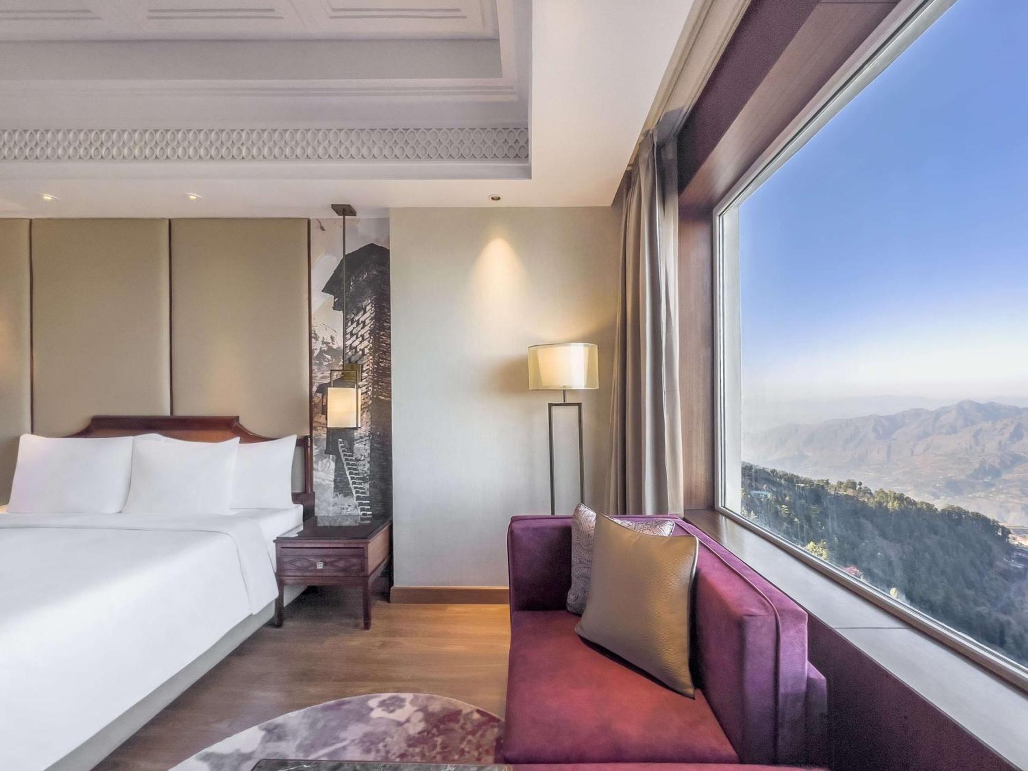 Radisson Kufri Hotel Simlá Kültér fotó
